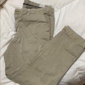 Khaki girlfriend chino